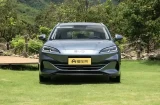 比亚迪新出插混旅行车7月4日卖，12万起，比老款大一些